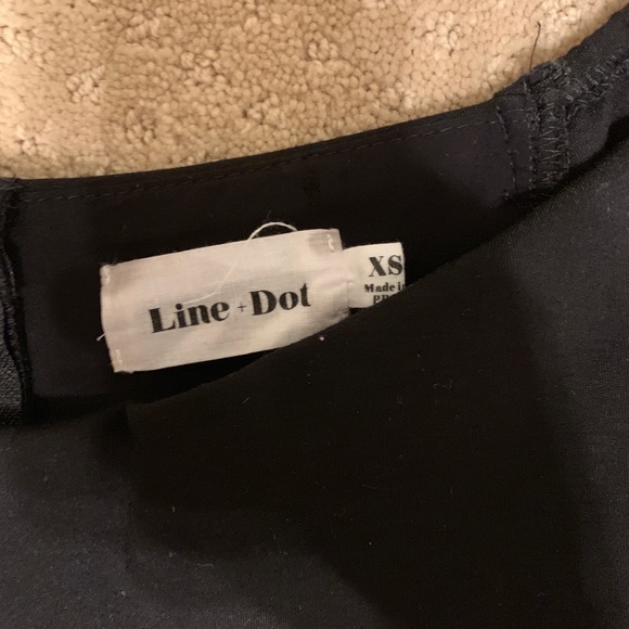 Line & Dot crop top - Picture 4 of 4